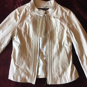 Blank noir white leather jacket